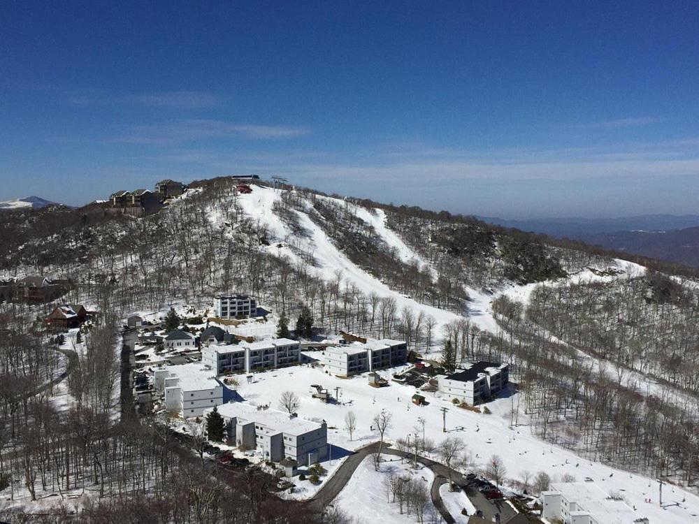 On Top Of The World At Sugar Top Resort シュガー・マウンテン エクステリア 写真
